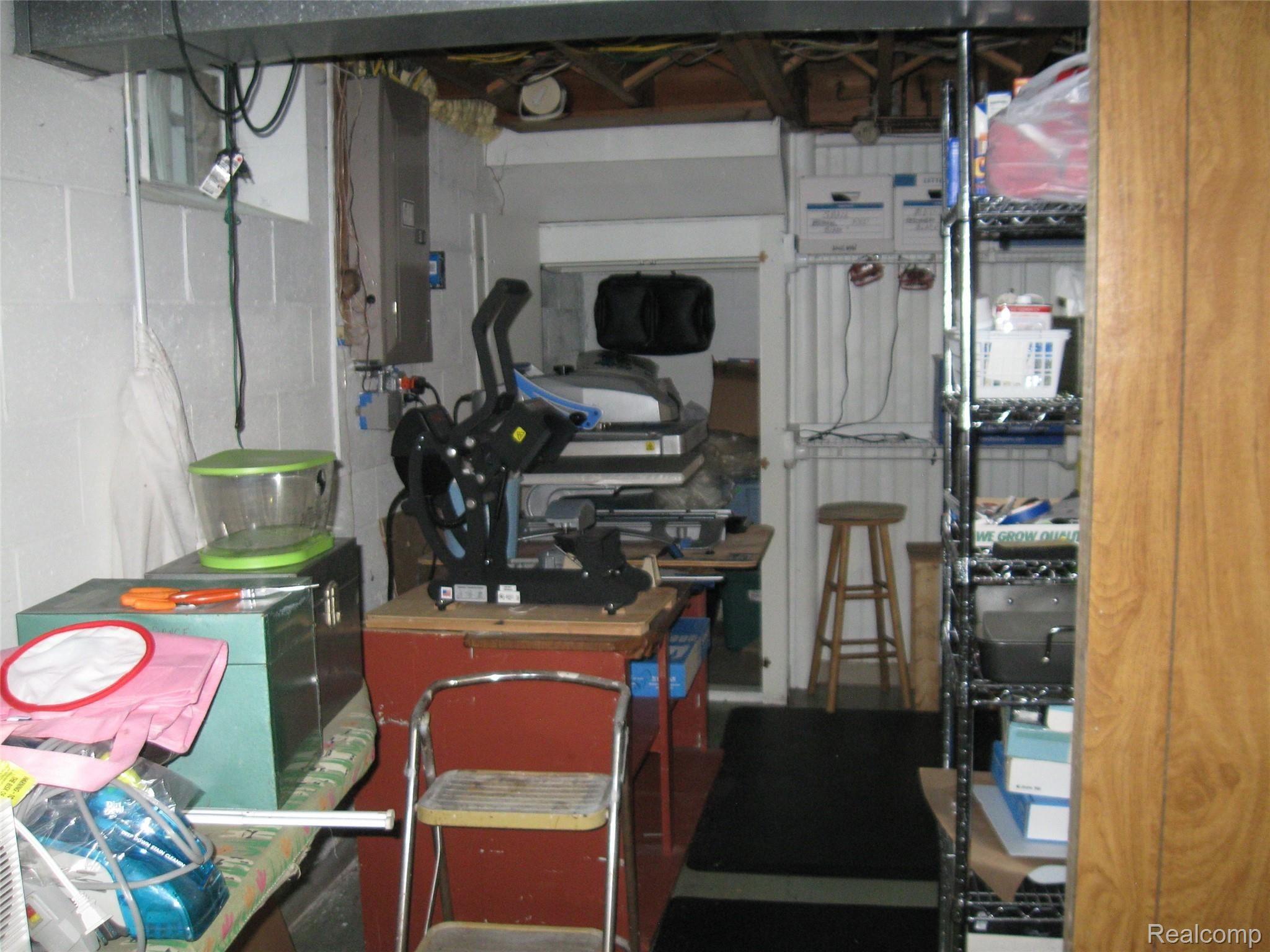 8196 Miller Road Swartz Creek, MI 48473 - Photo 25 of 35 IMG_5695.JPG