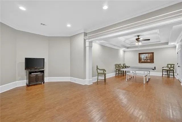 a view of a garden with pathway