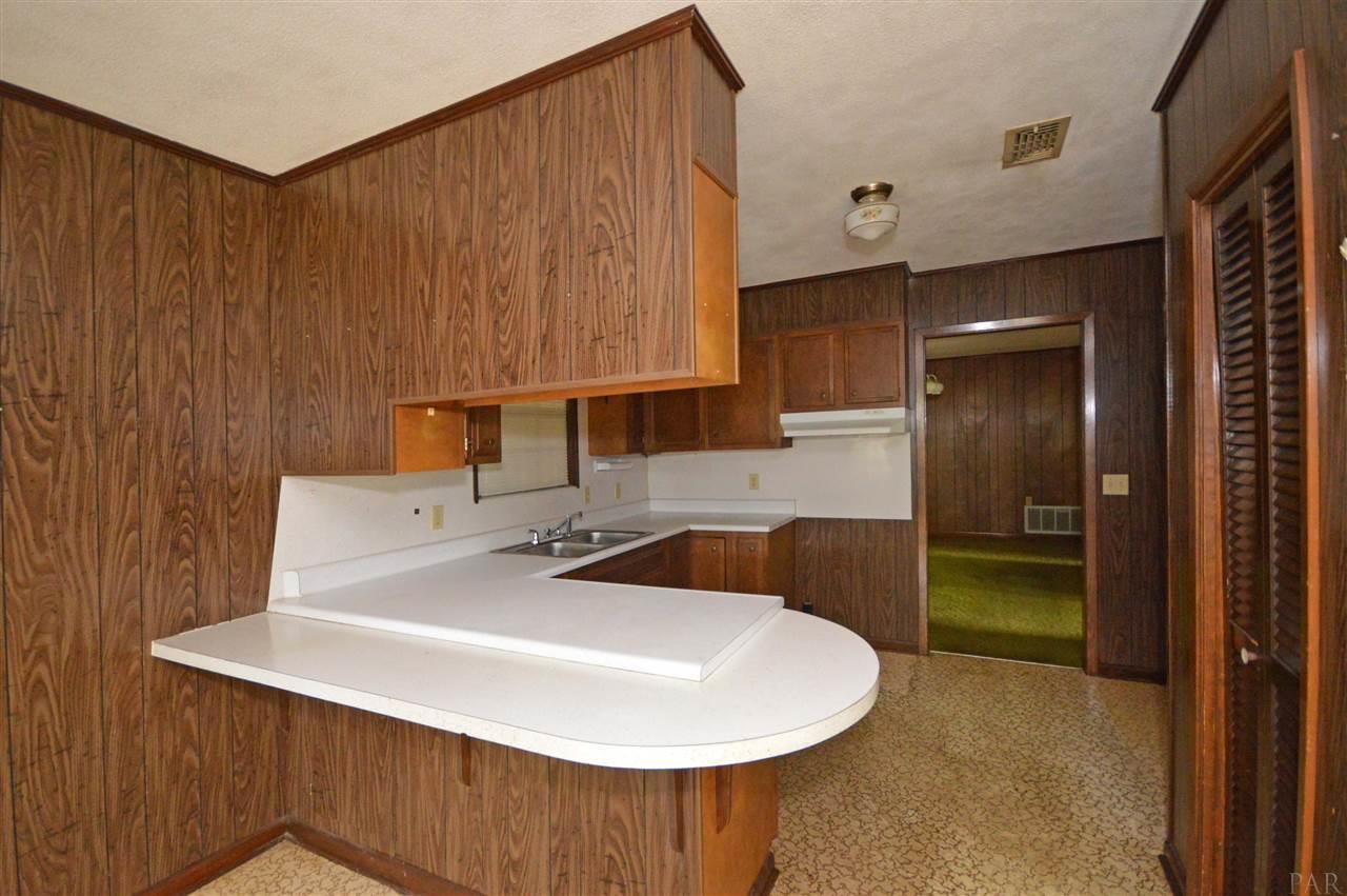 5992 Vanity Fair Road Milton, FL 32570 - Photo 17 of 35 Gallery Image 17