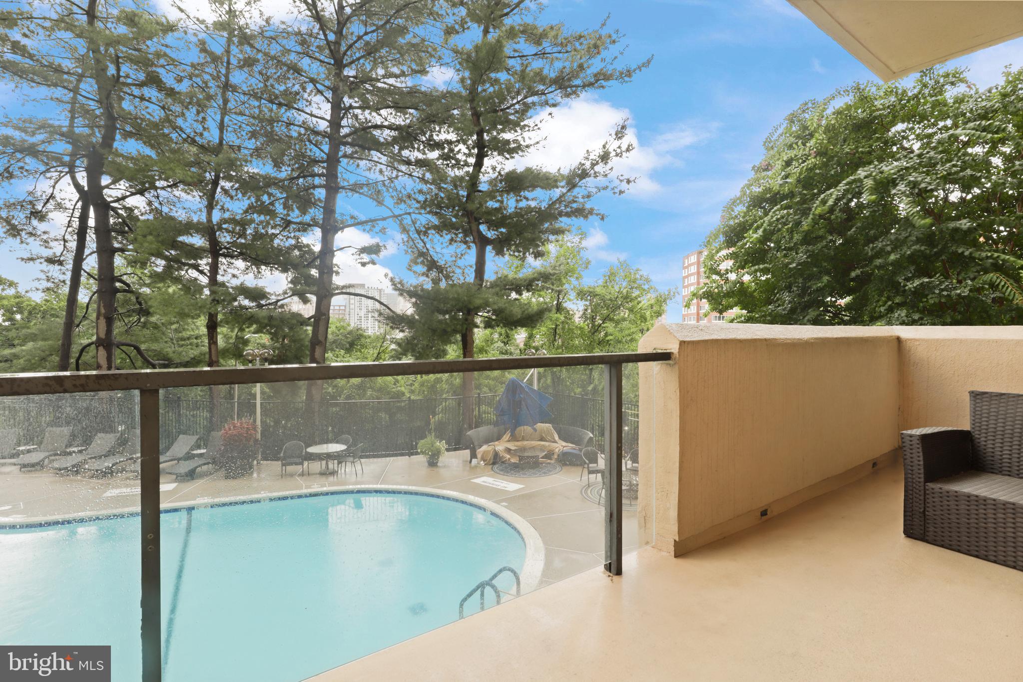 1101 South Arlington Ridge Road, Unit 104 Arlington, VA 22202 - Photo 11 of 38