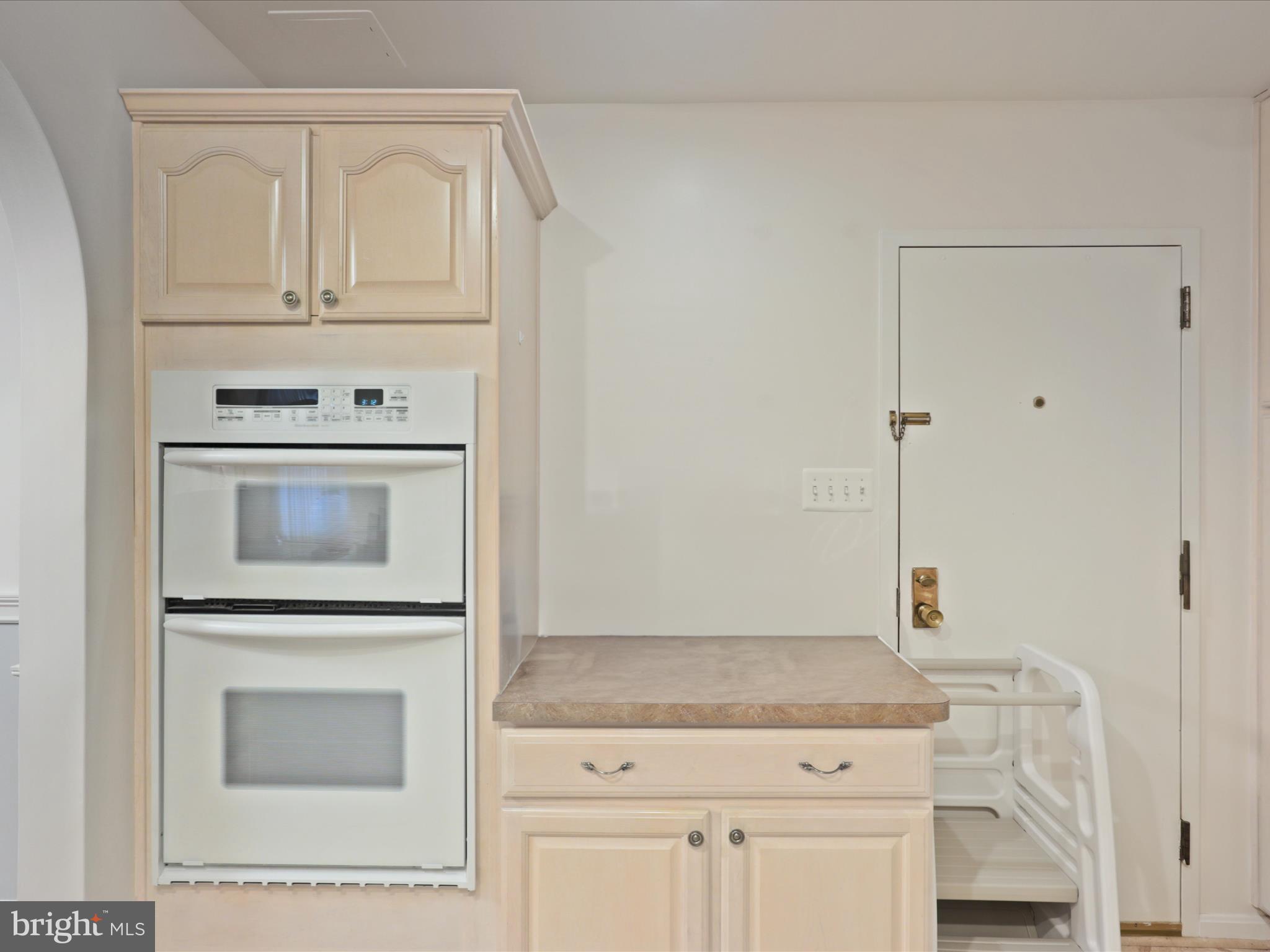 1101 South Arlington Ridge Road, Unit 104 Arlington, VA 22202 - Photo 15 of 38