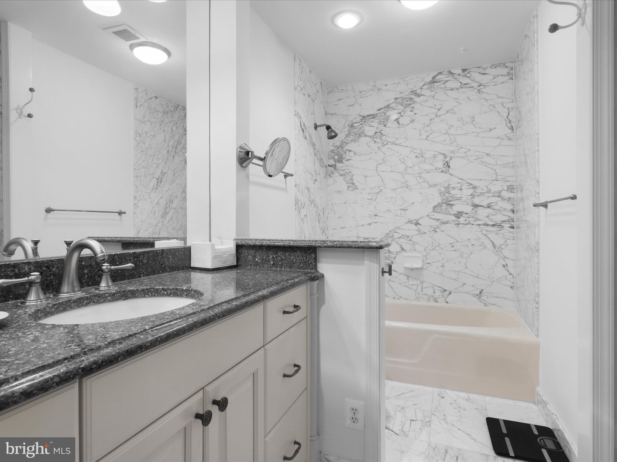 1101 South Arlington Ridge Road, Unit 104 Arlington, VA 22202 - Photo 22 of 38