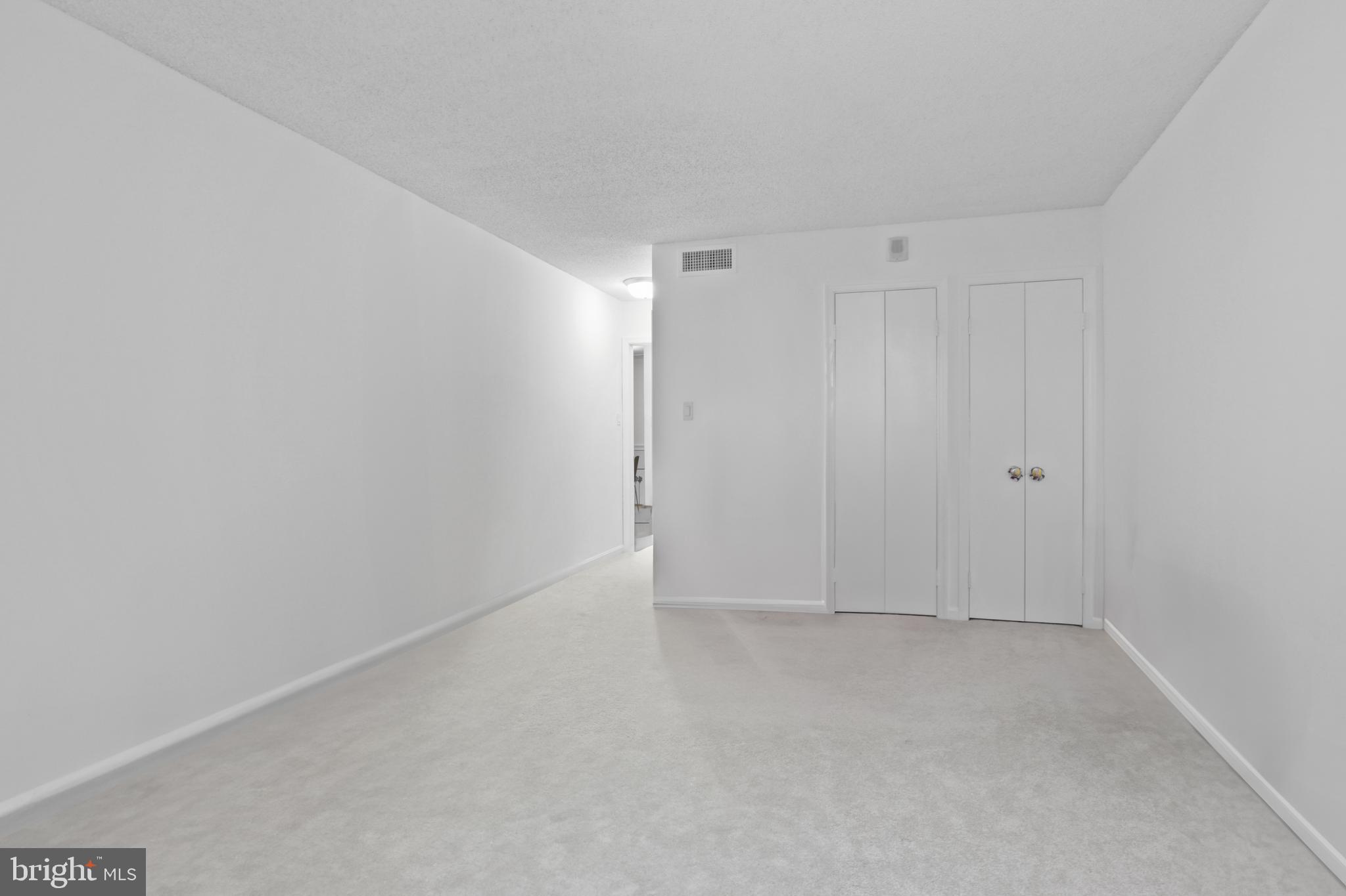 1101 South Arlington Ridge Road, Unit 104 Arlington, VA 22202 - Photo 25 of 38