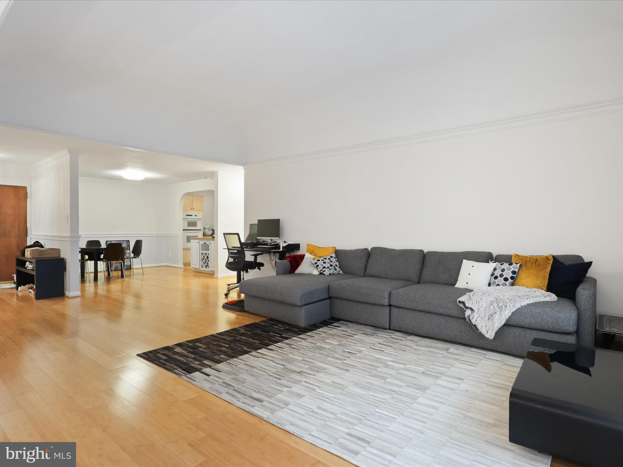 1101 South Arlington Ridge Road, Unit 104 Arlington, VA 22202 - Photo 6 of 38