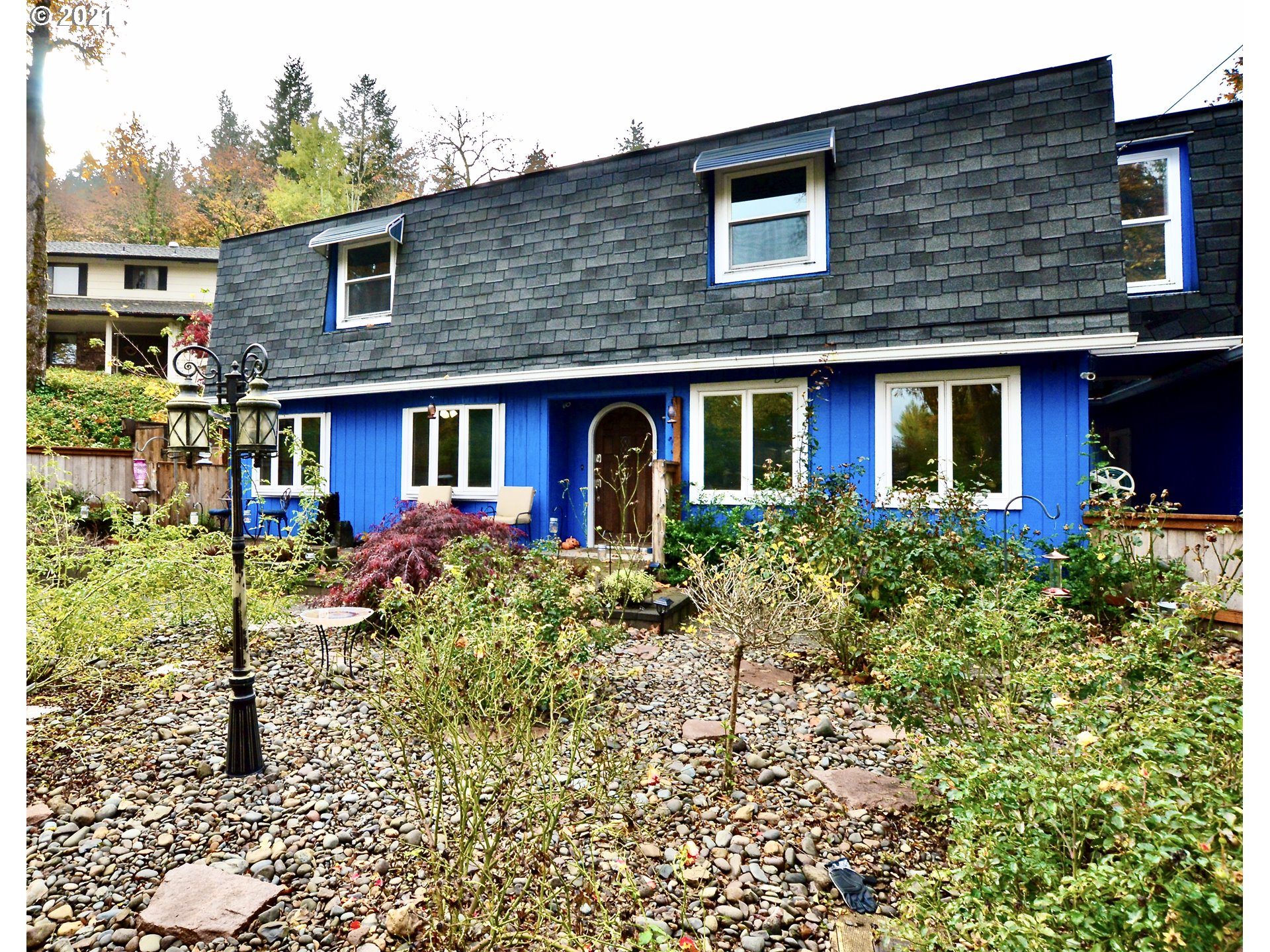 3898 Spring Street South Salem, OR 97302 - Photo 1 of 28 Gallery Image 1