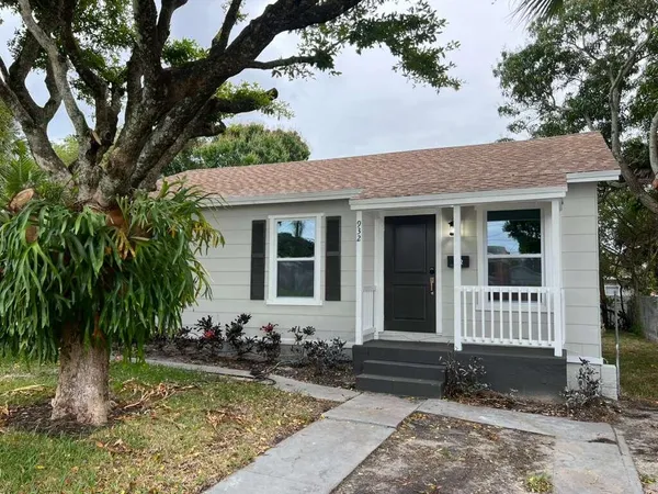 $3,000 | 932 31st Street, West Palm Beach, FL 33407