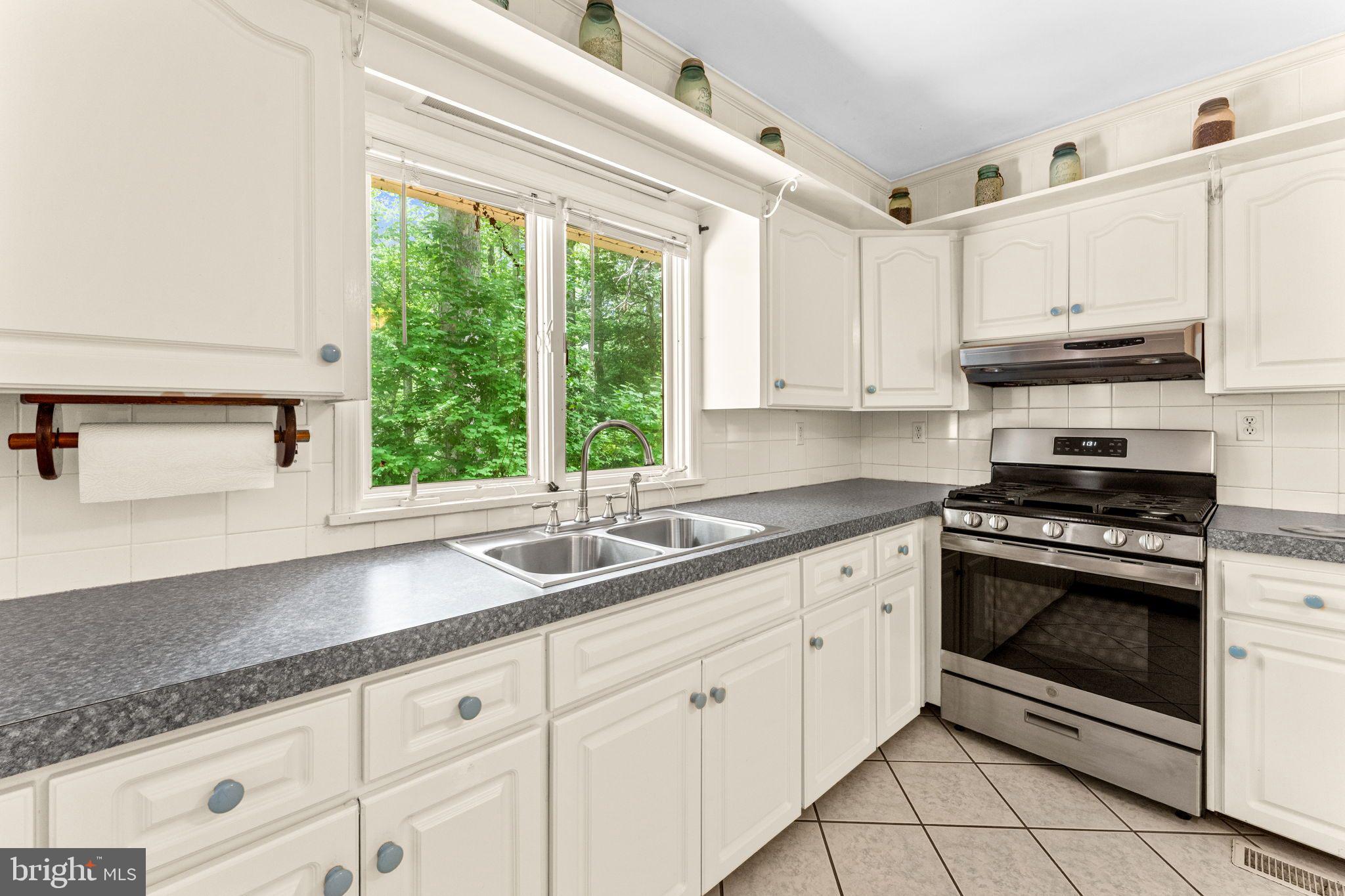 59 Hickory Road Lancaster, VA 22503 - Photo 3 of 30