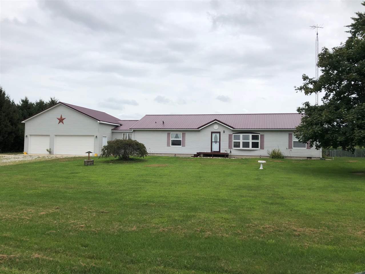 3103 North 500 East Rochester, IN 46975 - Photo 1 of 19