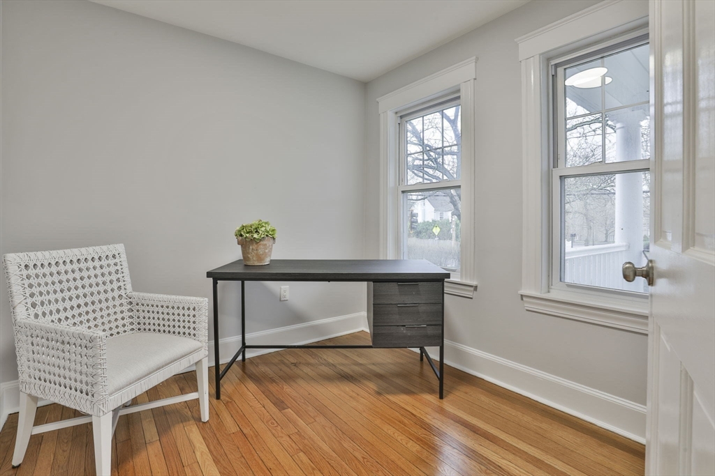 210-212 Brook Road Milton, MA 02186 - Photo 8 of 23 Gallery Image 8