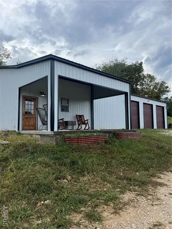 $979,900 | 11916 Brainerd, Crocker, MO 65452