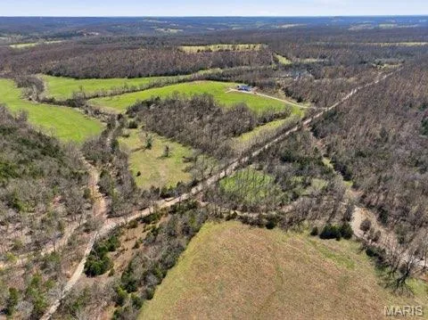 $979,900 | 11916 Brainerd, Crocker, MO 65452
