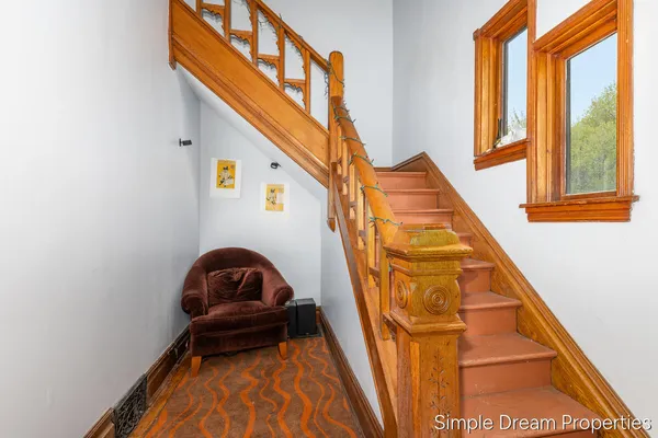 $450,000 | 556 Lafayette Avenue Southeast, Grand Rapids, MI 49503