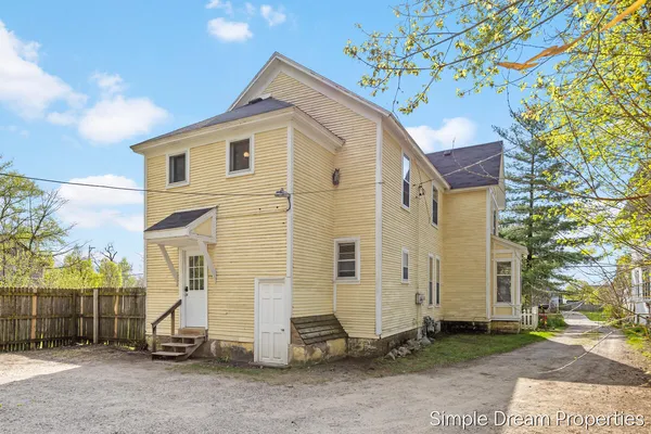 $450,000 | 556 Lafayette Avenue Southeast, Grand Rapids, MI 49503