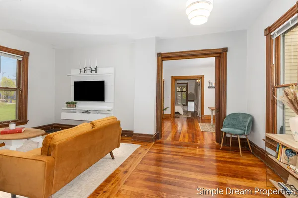 $450,000 | 556 Lafayette Avenue Southeast, Grand Rapids, MI 49503