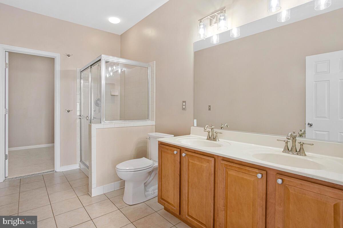 614 Ruxton Road, Unit 53 Solomons, MD 20629 - Photo 28 of 52 Primary Bath