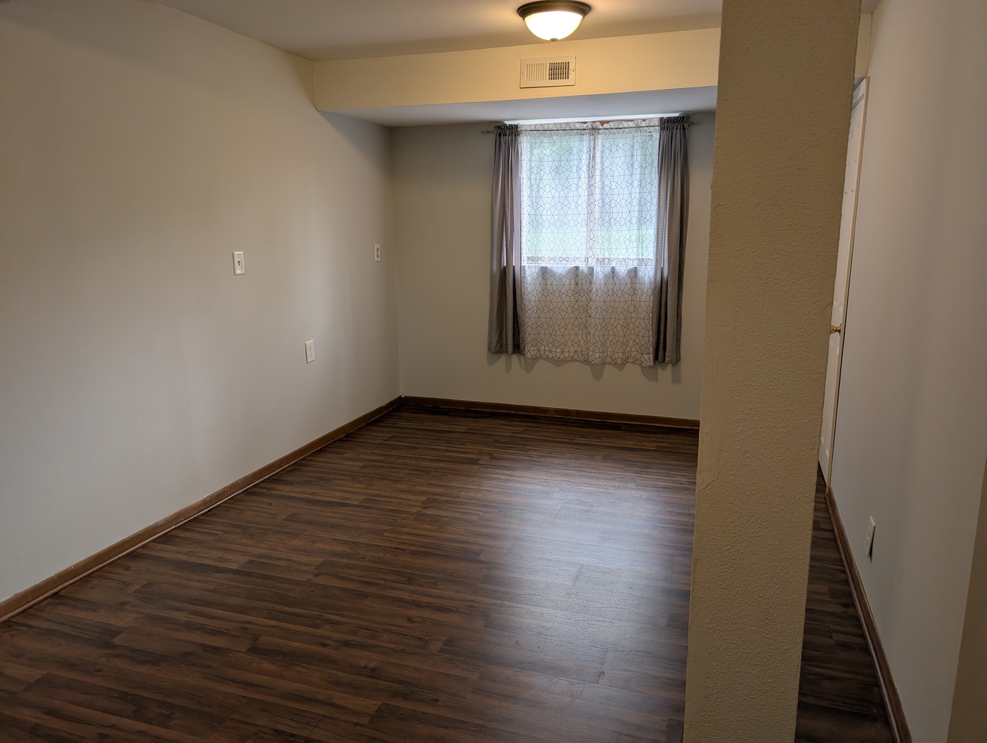 35777 North Helendale Road Ingleside, IL 60041 - Photo 15 of 18