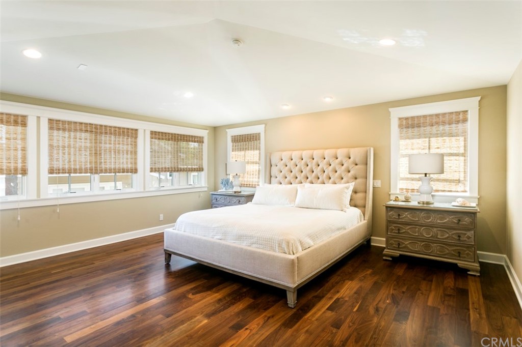 925 27th Street Manhattan Beach, CA 90266 - Photo 18 of 35