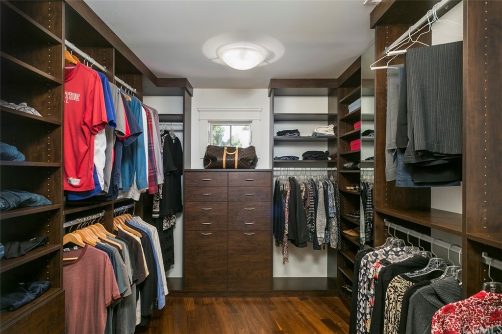 925 27th Street Manhattan Beach, CA 90266 - Photo 22 of 35