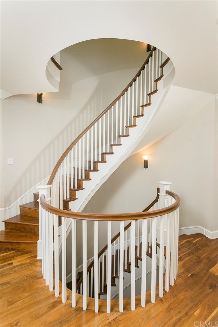 925 27th Street Manhattan Beach, CA 90266 - Photo 23 of 35