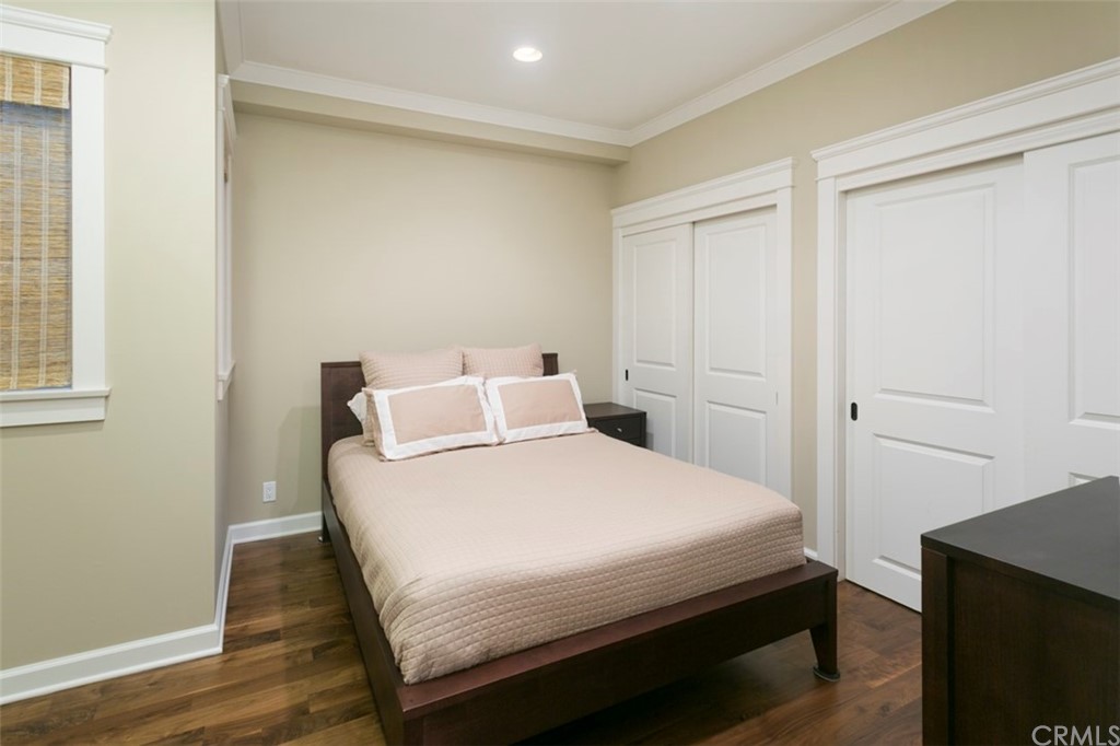 925 27th Street Manhattan Beach, CA 90266 - Photo 26 of 35