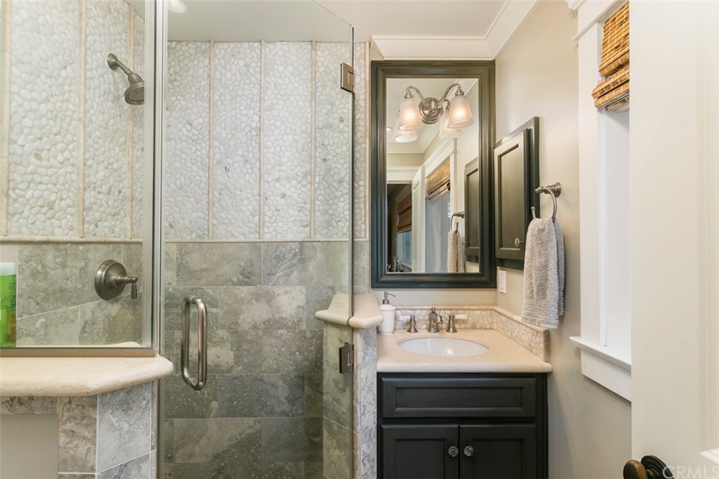 925 27th Street Manhattan Beach, CA 90266 - Photo 30 of 35