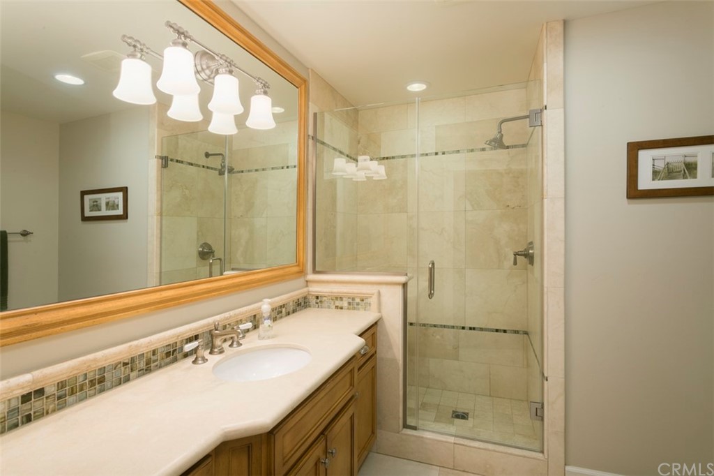 925 27th Street Manhattan Beach, CA 90266 - Photo 32 of 35