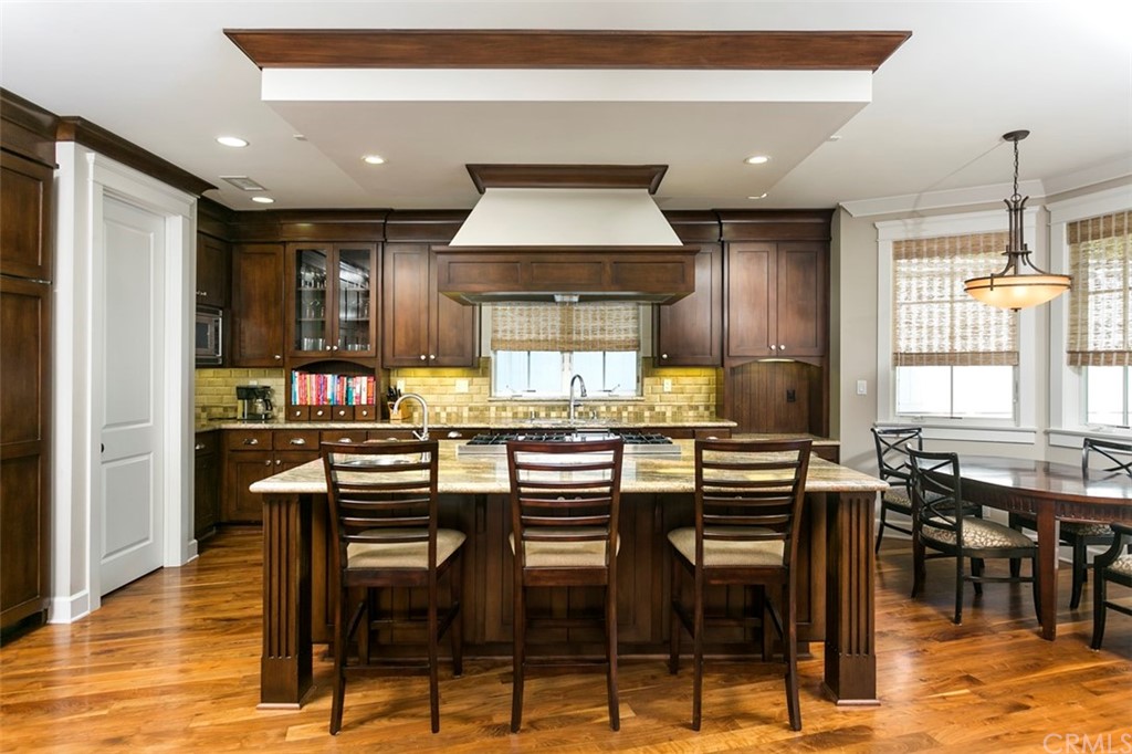 925 27th Street Manhattan Beach, CA 90266 - Photo 8 of 35