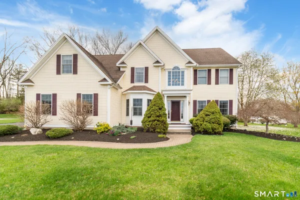 $899,900 | 33 Watch Hill, Berlin, CT 06037