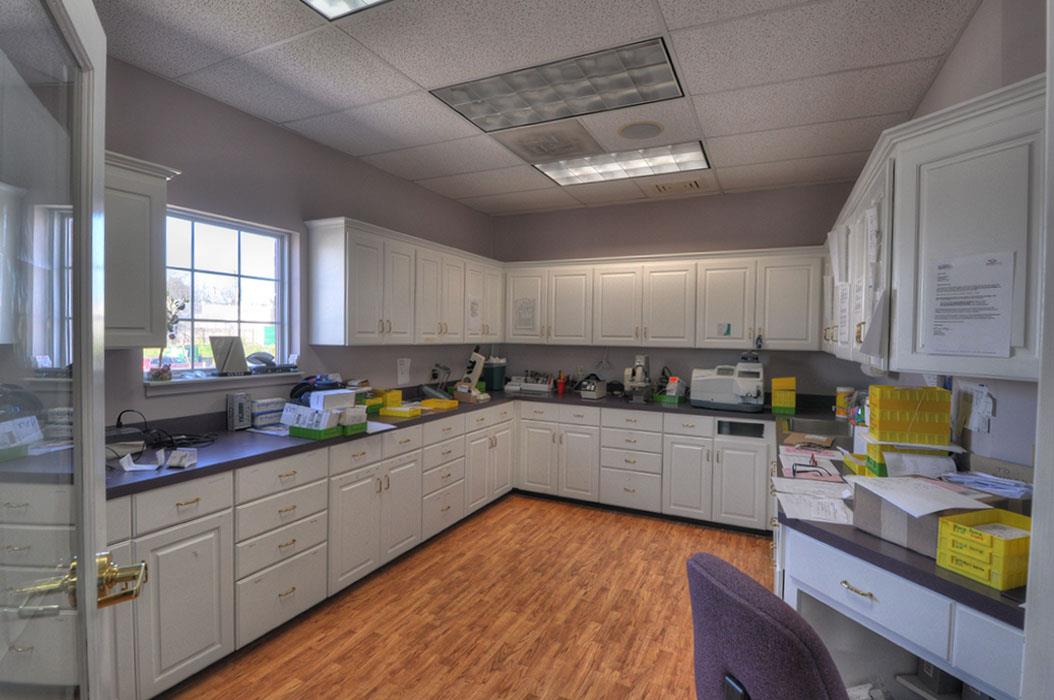 522 Bell Road Antioch, TN 37013 - Photo 12 of 30 Lab