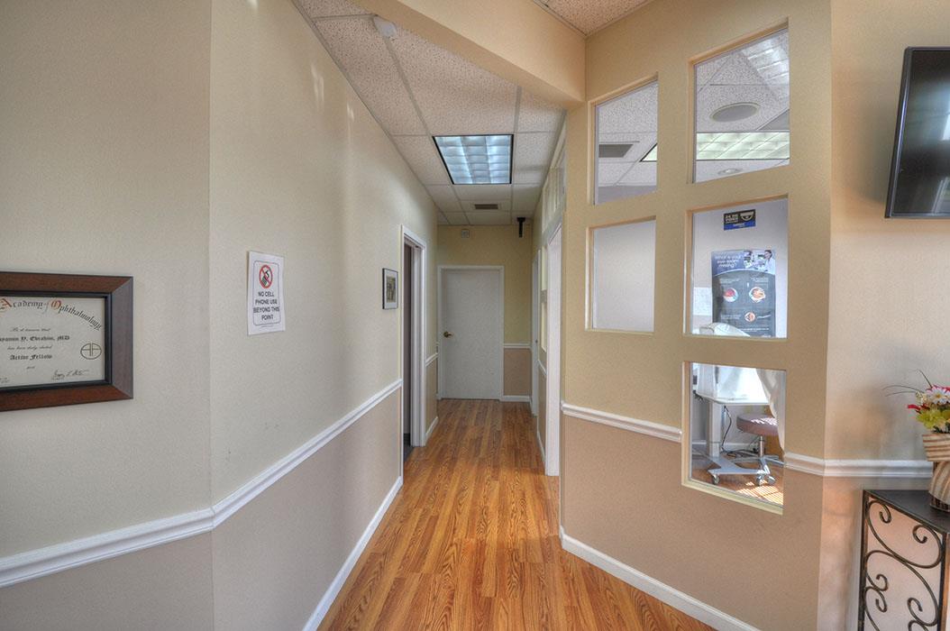 522 Bell Road Antioch, TN 37013 - Photo 20 of 30 Beginning of Hallway upstairs near entrance.