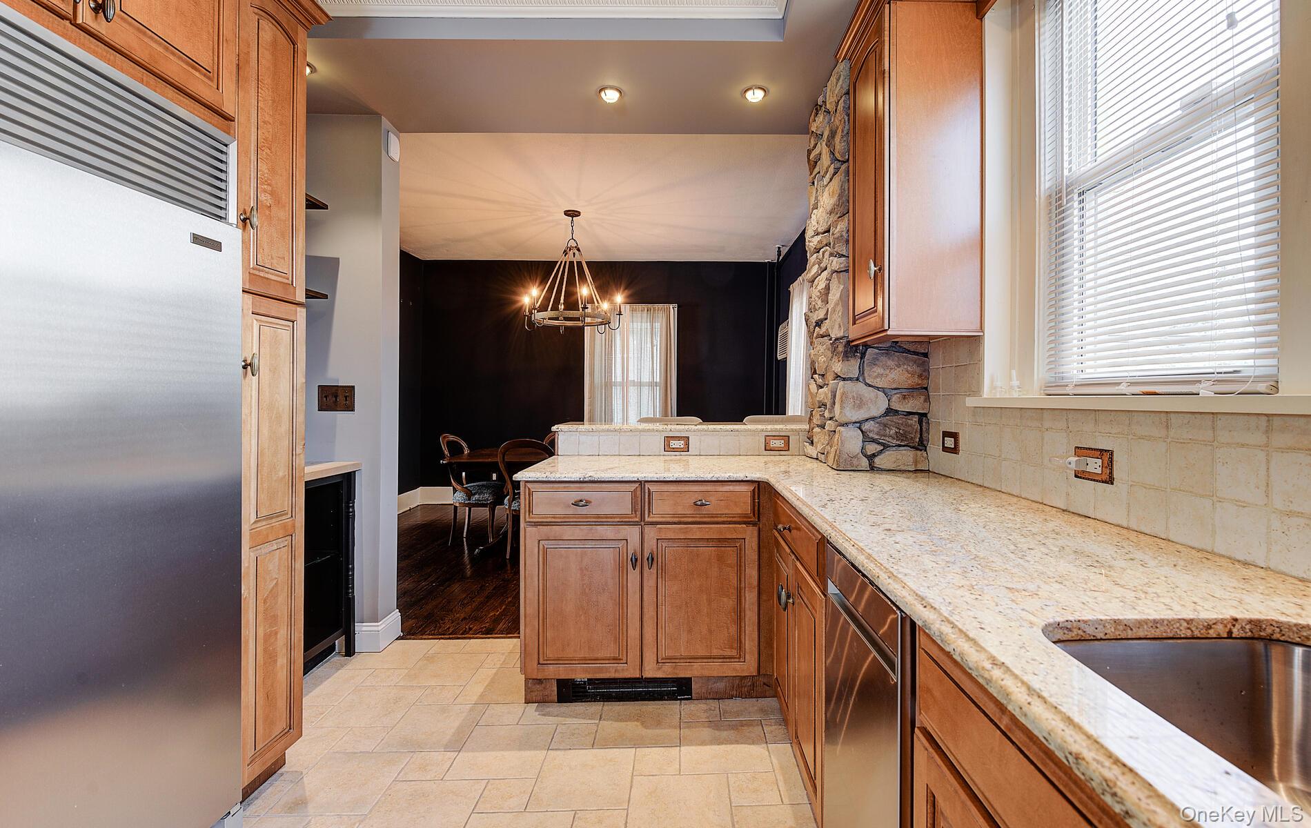 256 Nassau Road Huntington, NY 11743 - Photo 13 of 22