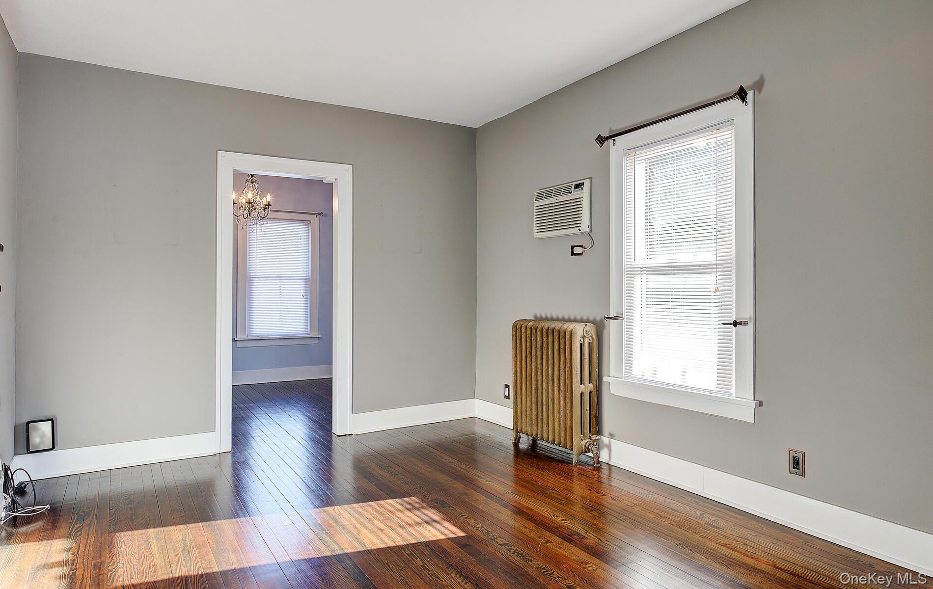 256 Nassau Road Huntington, NY 11743 - Photo 6 of 22