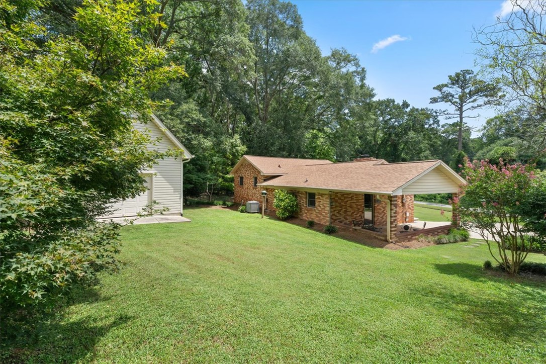 408 Lucky Street Westminster, SC 29693 - Photo 2 of 40