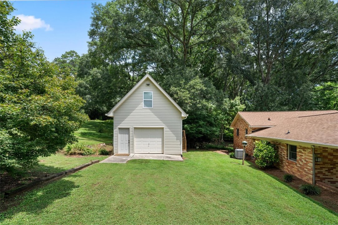 408 Lucky Street Westminster, SC 29693 - Photo 29 of 40