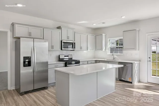 $365,000 | 530 Dazzle Loop, Newton, NC 28658