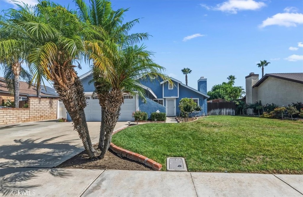 10283 Rouselle Drive Jurupa Valley, CA 91752 - Photo 3 of 35