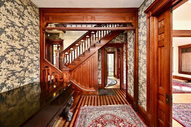 $185,000 | 210 7th Street East, Winona, MN 55987