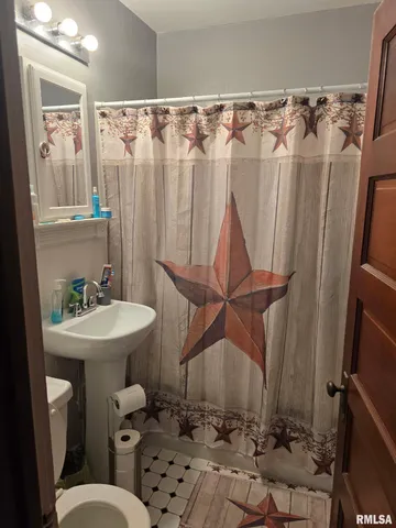 $90,000 | 376 West Euclid Avenue, Lewistown, IL 61542