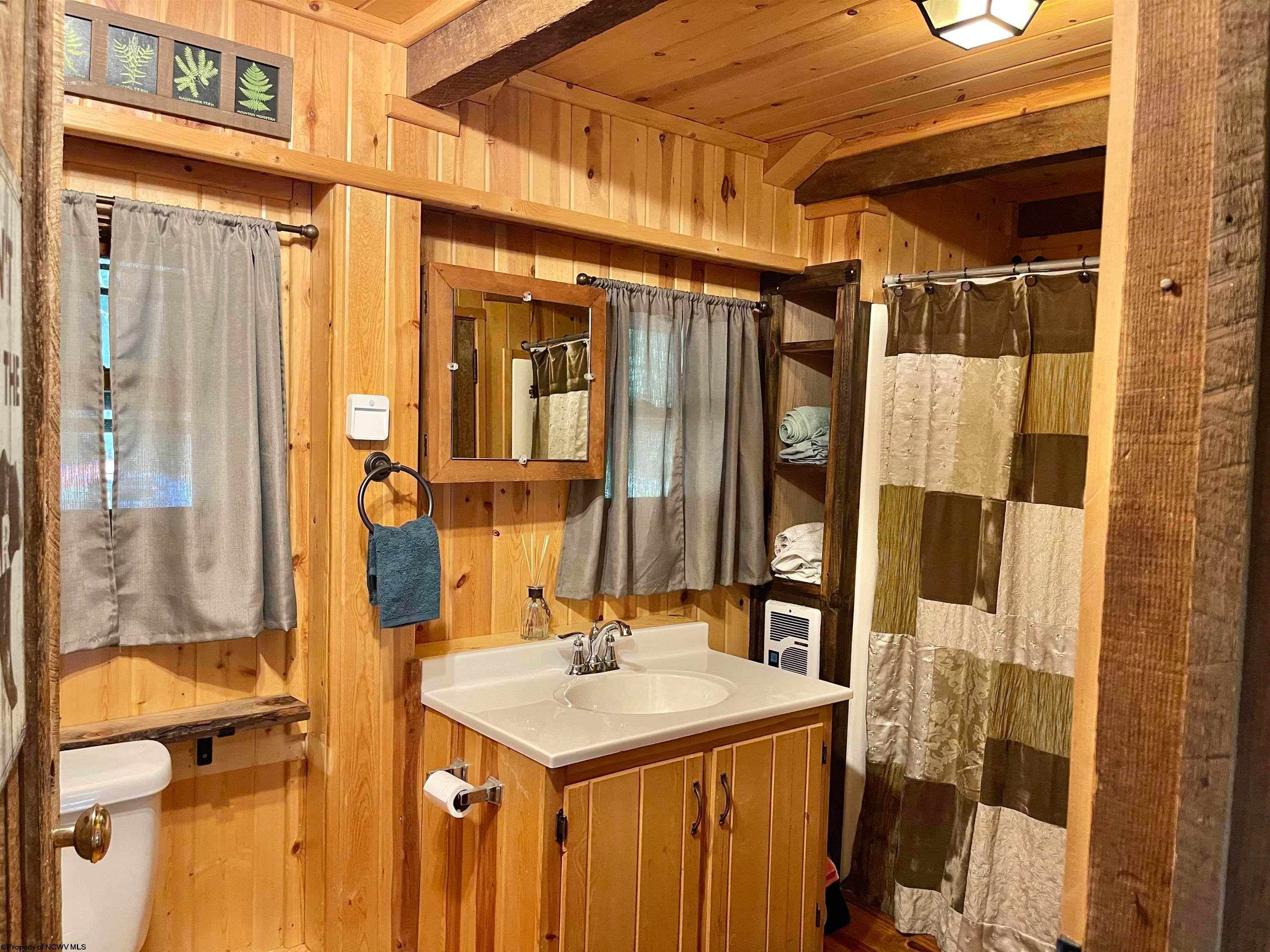 938 Lakeview Road Davis, WV 26260 - Photo 11 of 33 Gallery Image 11
