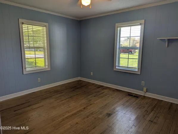 $1,800 | 113 Circle Drive, Beaufort, NC 28516