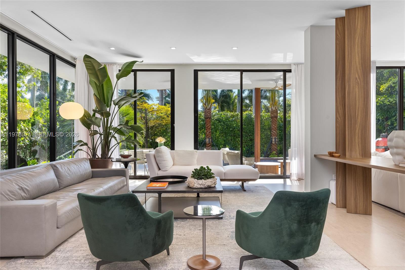 5701 North Bay Road Miami Beach, FL 33140 - Photo 12 of 52