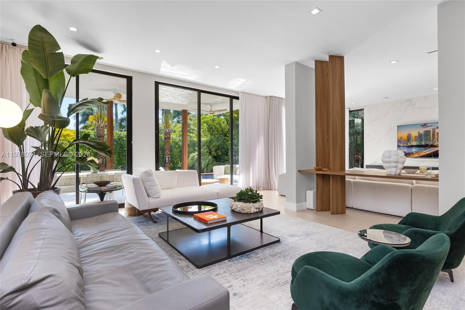 5701 North Bay Road Miami Beach, FL 33140 - Photo 13 of 52