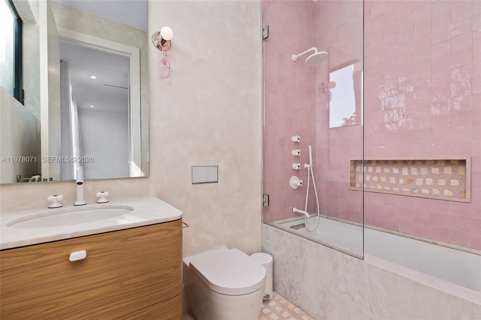 5701 North Bay Road Miami Beach, FL 33140 - Photo 38 of 52