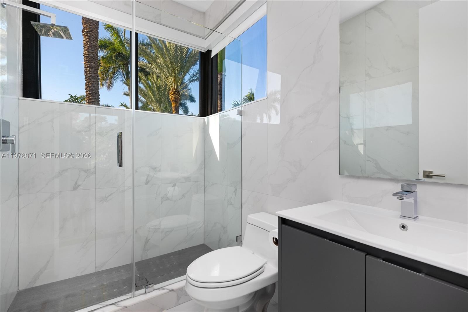 5701 North Bay Road Miami Beach, FL 33140 - Photo 40 of 52