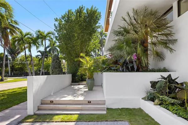 a view of a yard with an outdoor space