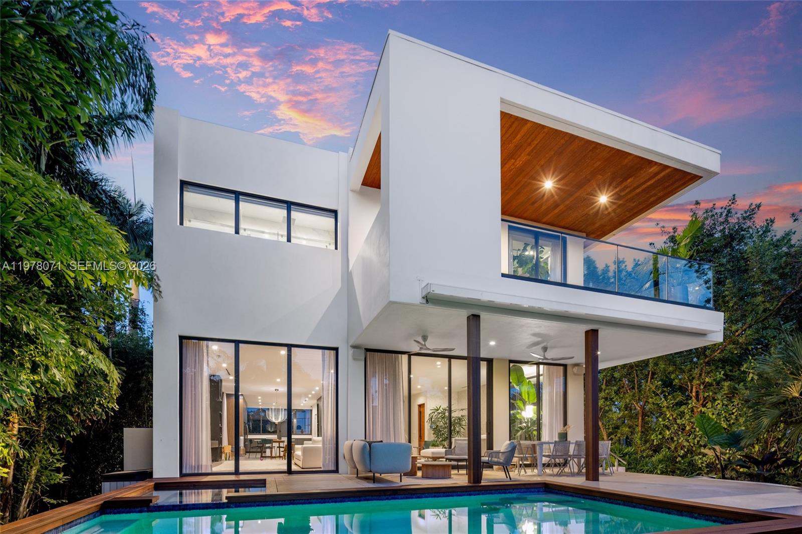 5701 North Bay Road Miami Beach, FL 33140 - Photo 45 of 52