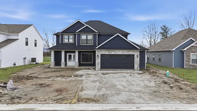 $379,900 | 13361 Halen Hl Court, Fort Wayne, IN 46818