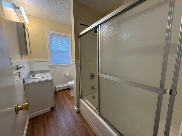 $1,850 | 171 Hunter Street, Unit 2, Fall River, MA 02721