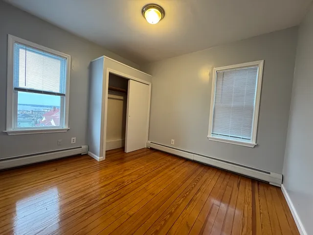 $1,850 | 171 Hunter Street, Unit 2, Fall River, MA 02721