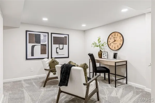 $349,900 | 8034 Appleton Drive, University City, MO 63130